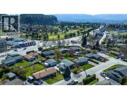 703 Glenburn Street, Kelowna, British Columbia  V1Y 4G4 - Photo 28 - 10343607