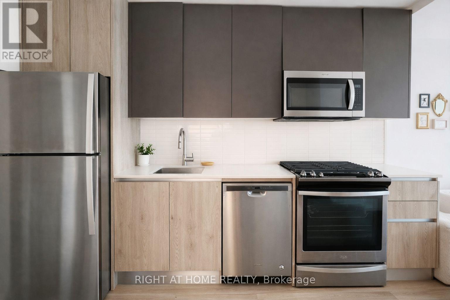 2108 - 2A CHURCH STREET, Toronto, Ontario