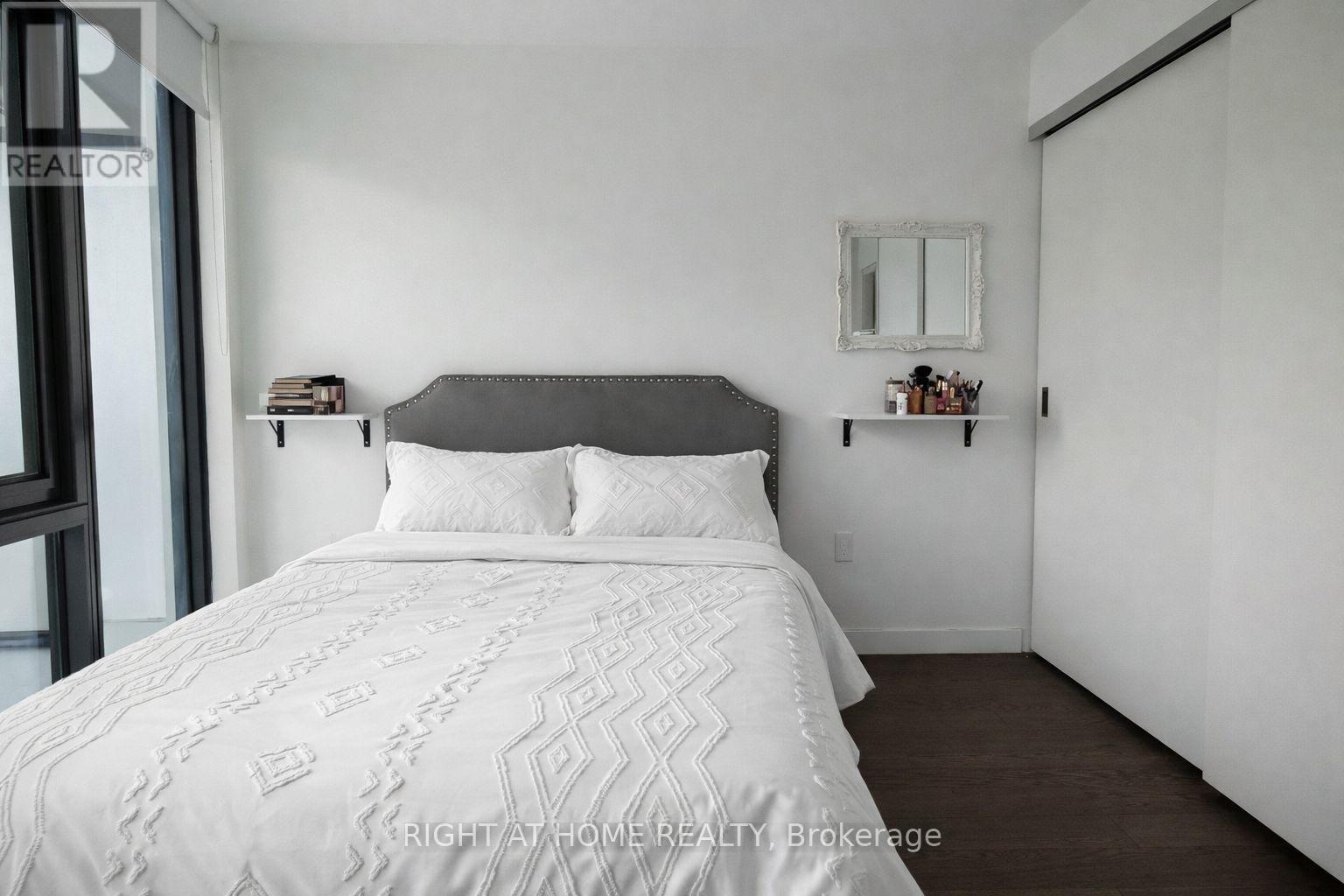 2108 - 2a Church Street, Toronto, Ontario  M5E 0E1 - Photo 4 - C13028294