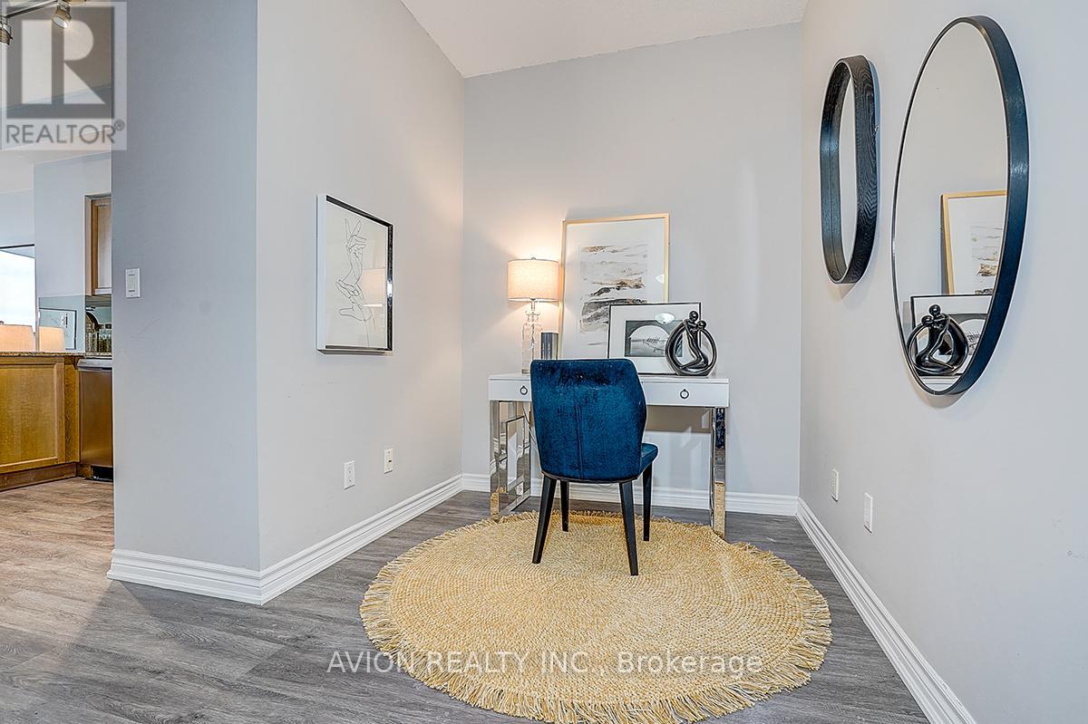 2610 - 761 Bay Street, Toronto, Ontario  M5G 2R2 - Photo 11 - C13028306