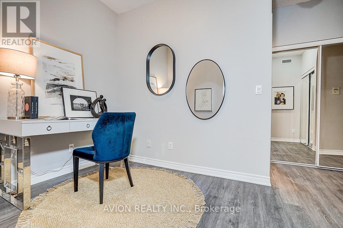 2610 - 761 Bay Street, Toronto, Ontario  M5G 2R2 - Photo 12 - C13028306