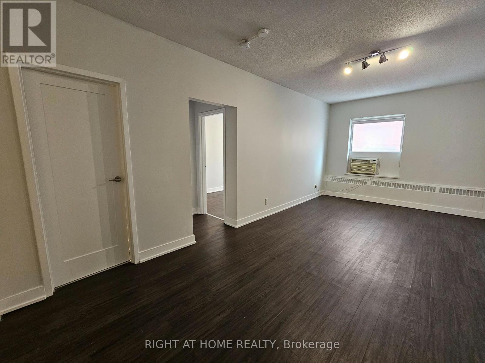 304 - 1801 Eglinton Avenue W, Toronto, Ontario  M6E 2H8 - Photo 6 - C13028310