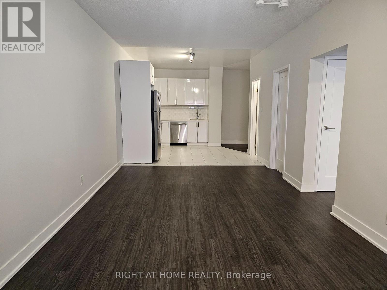 304 - 1801 Eglinton Avenue W, Toronto, Ontario  M6E 2H8 - Photo 8 - C13028310