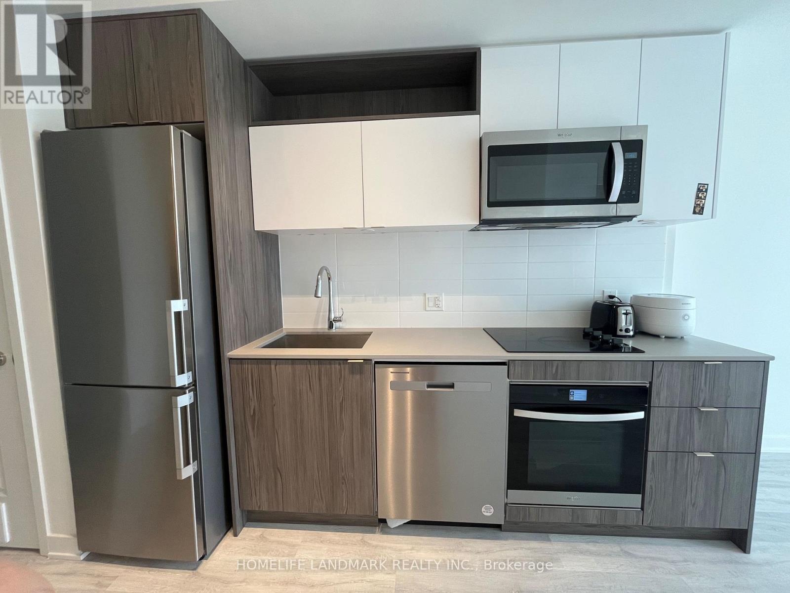 2403 - 100 Dalhousie Street, Toronto, Ontario  M5B 0C7 - Photo 4 - C13028316