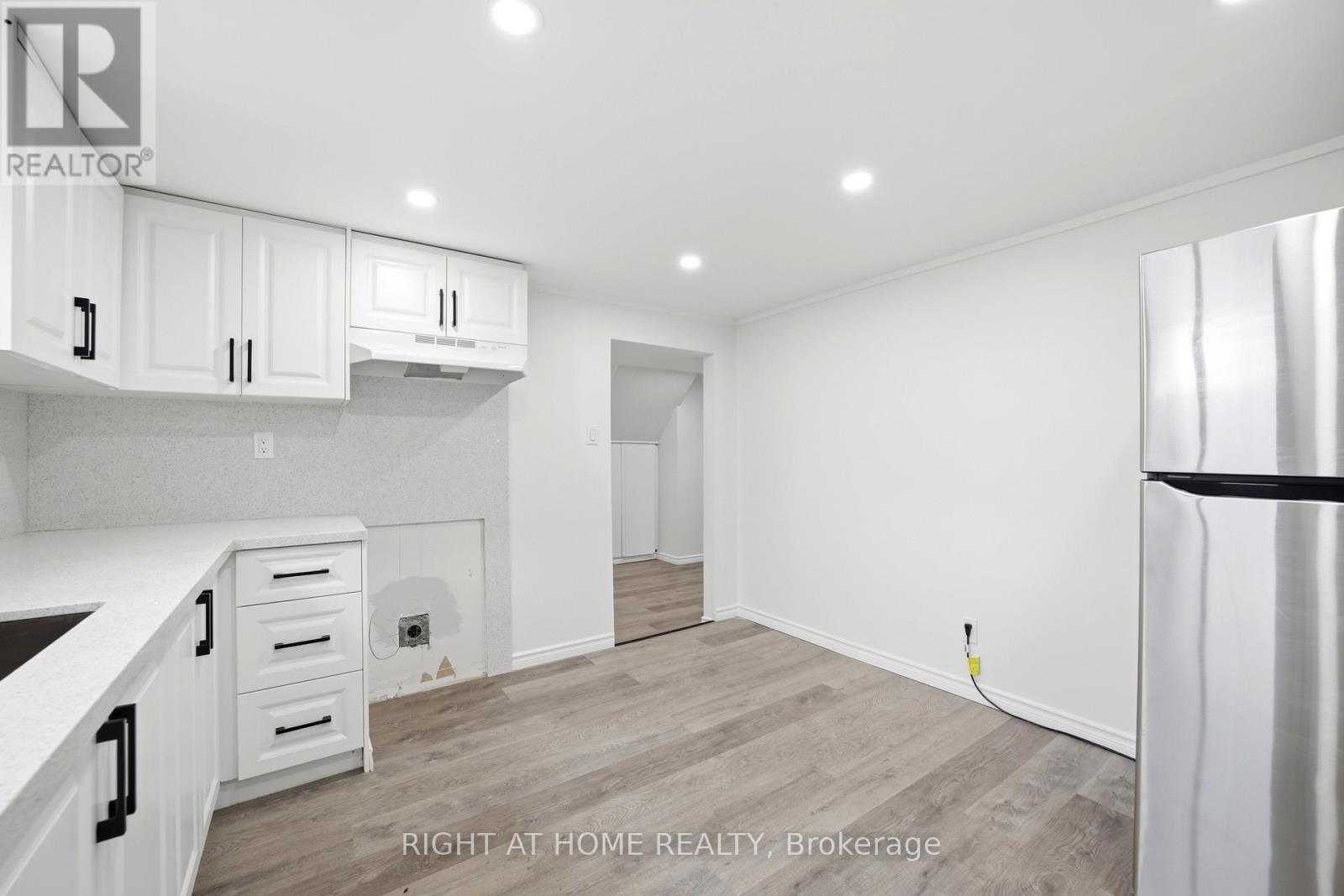 839 Glen Street, Oshawa, Ontario  L1J 3T9 - Photo 32 - E13028284