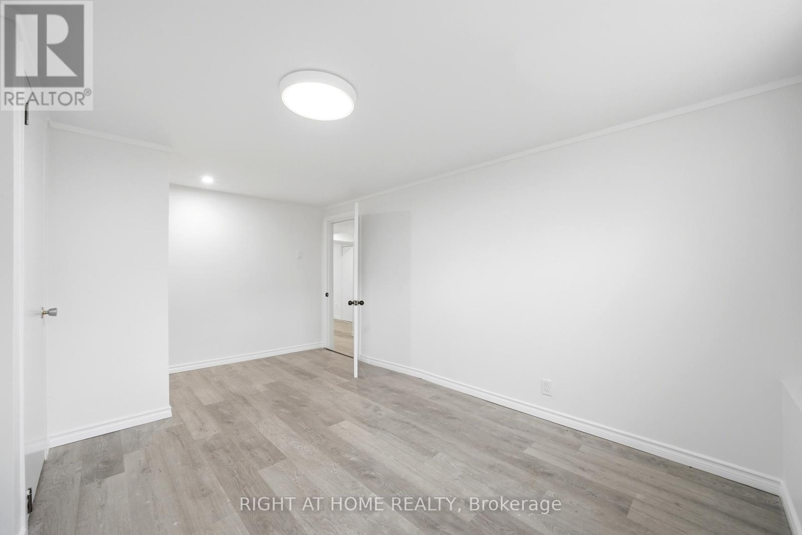 839 Glen Street, Oshawa, Ontario  L1J 3T9 - Photo 38 - E13028284