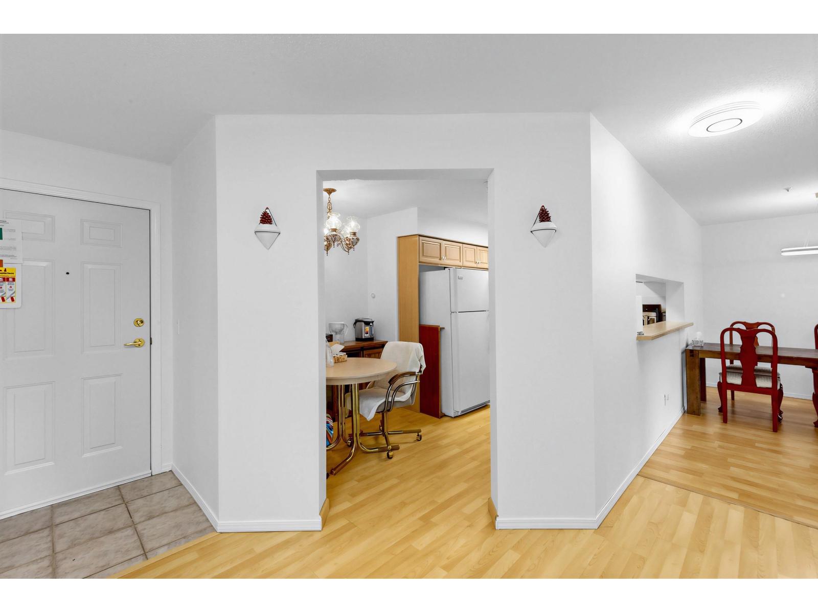 232 13880 70 Avenue, Surrey, British Columbia  V3W 0T3 - Photo 5 - R3114316