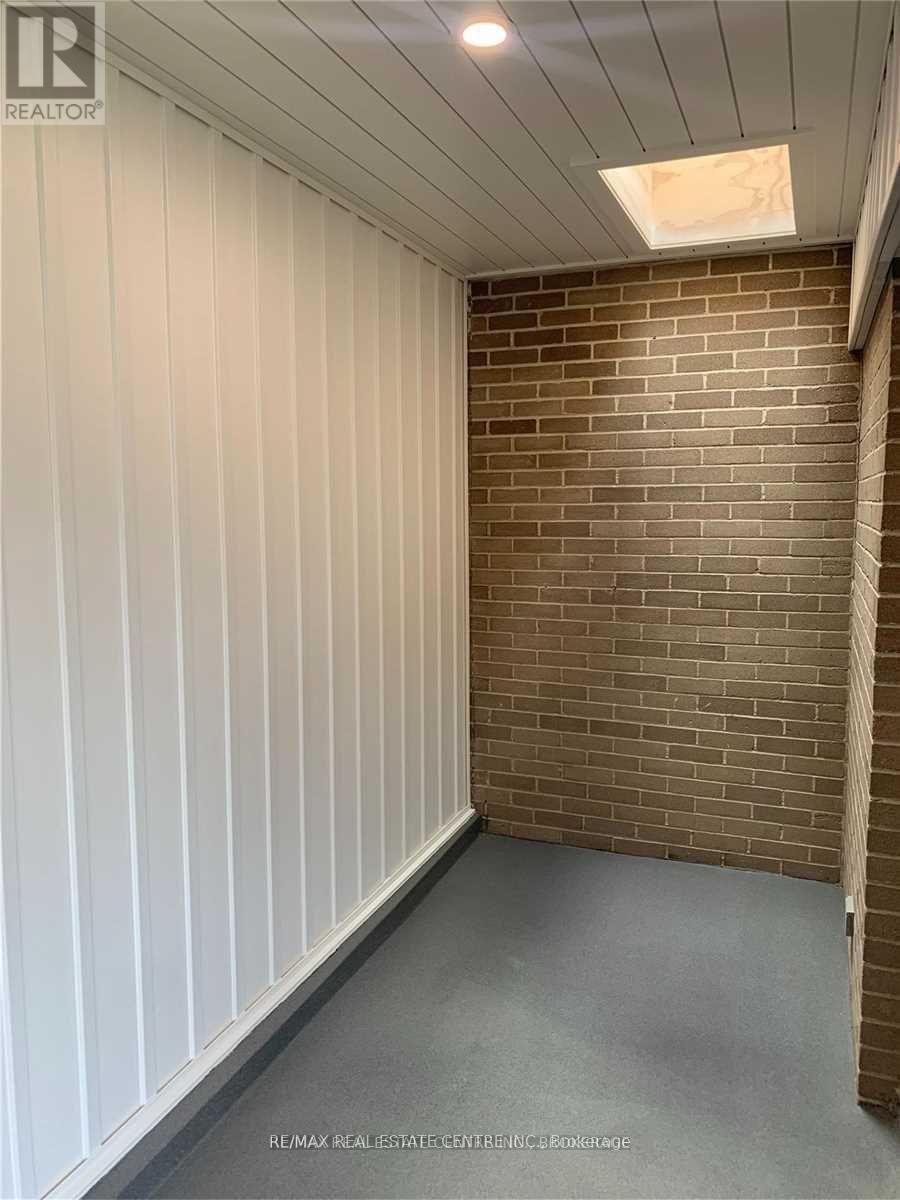 31 Shirley Street, Orangeville, Ontario  L9W 2T3 - Photo 18 - W13028286