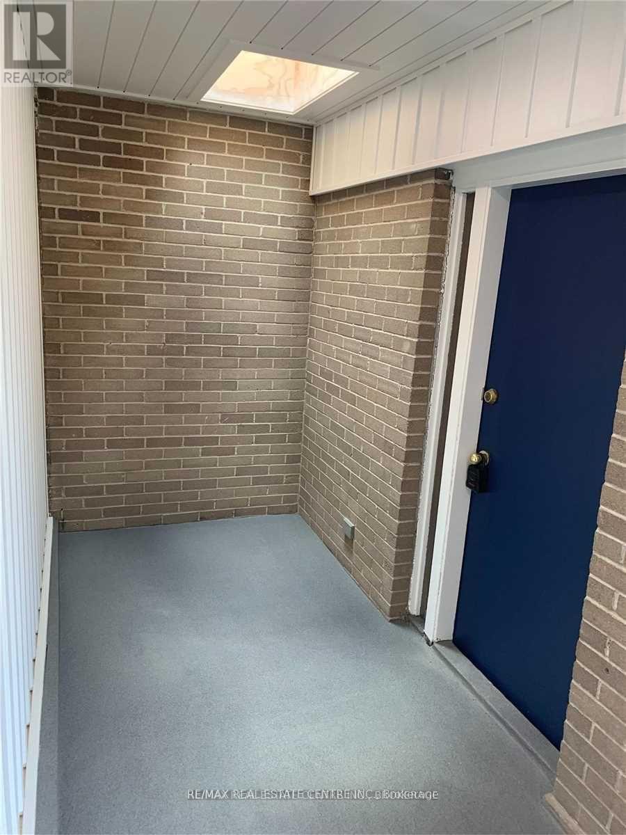 31 Shirley Street, Orangeville, Ontario  L9W 2T3 - Photo 19 - W13028286