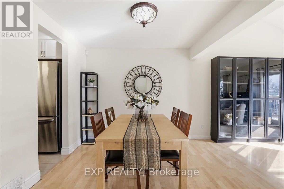 530b Rosemeadow Crescent, Waterloo, Ontario  N2T 2A1 - Photo 12 - X13028324