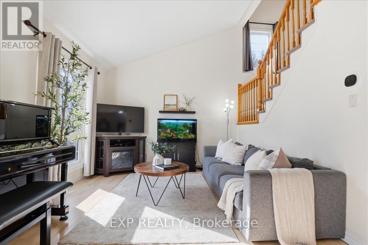 530b Rosemeadow Crescent, Waterloo, Ontario  N2T 2A1 - Photo 15 - X13028324