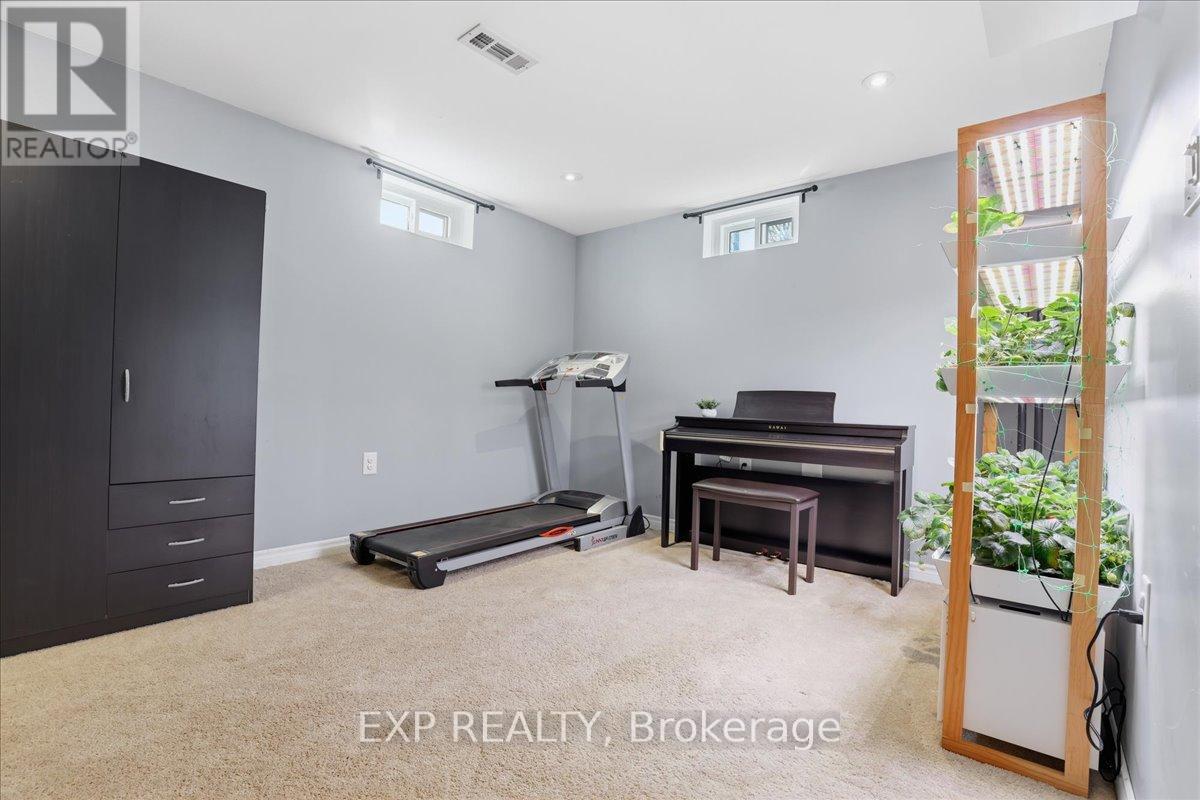 530b Rosemeadow Crescent, Waterloo, Ontario  N2T 2A1 - Photo 31 - X13028324