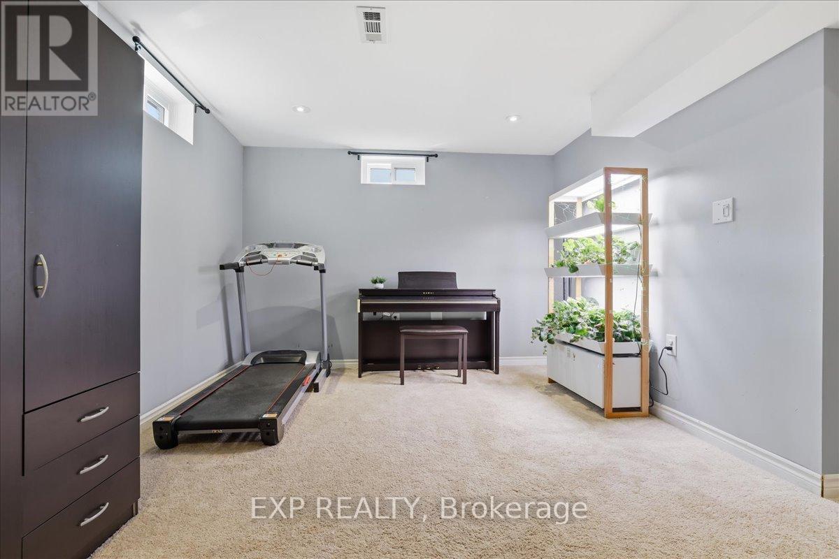 530b Rosemeadow Crescent, Waterloo, Ontario  N2T 2A1 - Photo 32 - X13028324