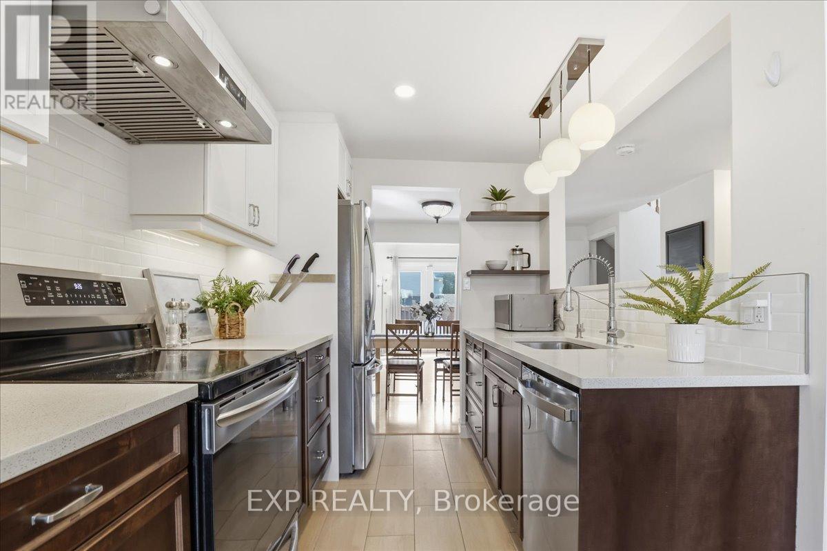 530b Rosemeadow Crescent, Waterloo, Ontario  N2T 2A1 - Photo 5 - X13028324