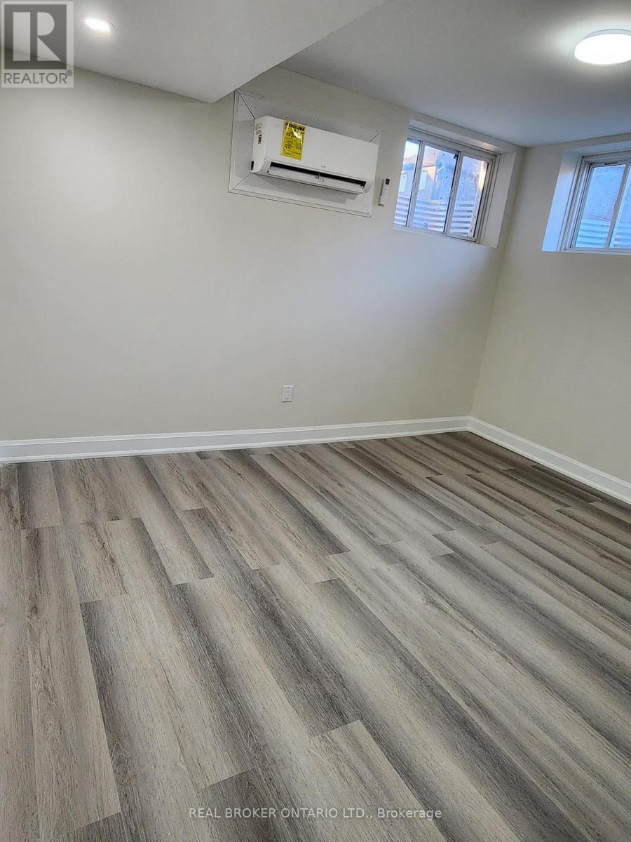 Lower Level - 55 Hildred Street, Welland, Ontario  L3B 0K1 - Photo 11 - X13028334