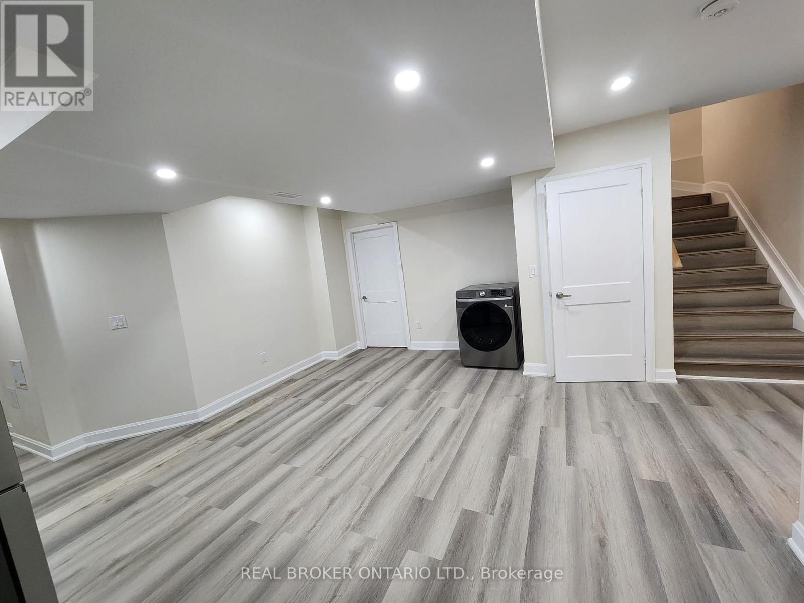 Lower Level - 55 Hildred Street, Welland, Ontario  L3B 0K1 - Photo 5 - X13028334