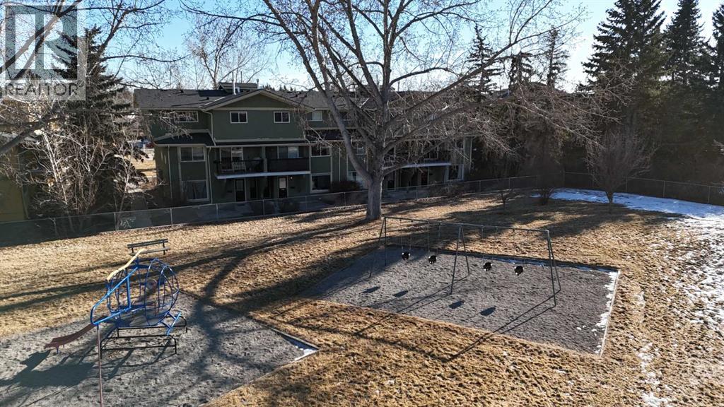 306, 2200 Woodview Drive SW, Calgary, Alberta  T2W 3N6 - Photo 20 - A2269166