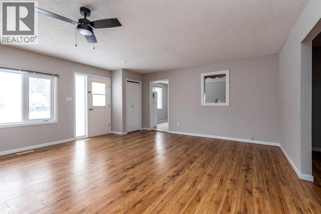 202, 1st Street West, Lashburn, Saskatchewan  S0M 1H0 - Photo 8 - A2297576