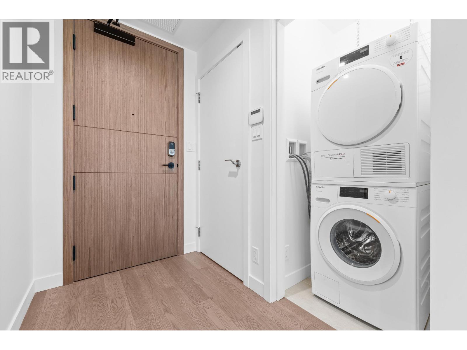 206 6811 Pearson Way, Richmond, British Columbia  V7C 0E7 - Photo 3 - R3114412