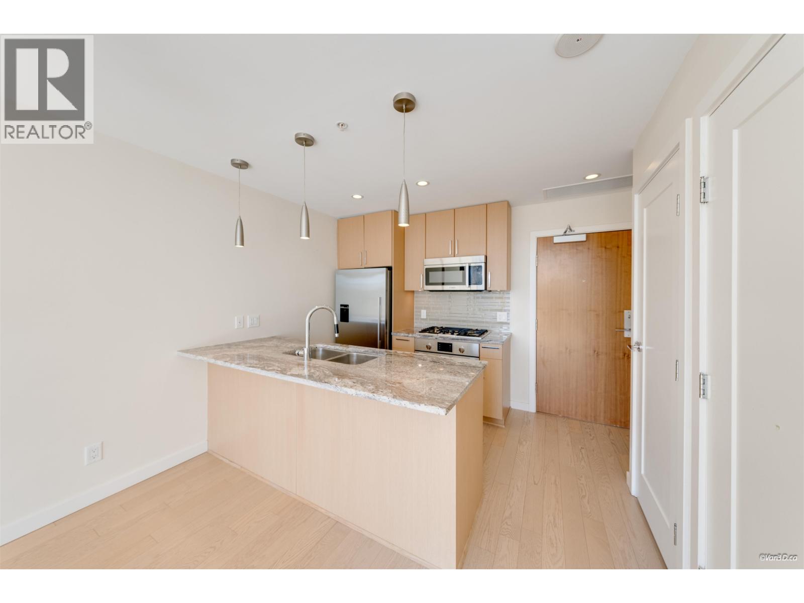 1002 88 W 1st Avenue, Vancouver, British Columbia  V5Y 0K2 - Photo 15 - R3111282