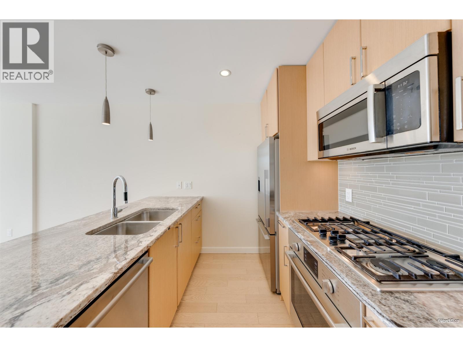 1002 88 W 1st Avenue, Vancouver, British Columbia  V5Y 0K2 - Photo 17 - R3111282