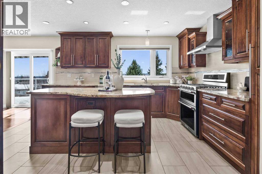 7715 67 Avenue Nw, Calgary, Alberta  T3B 4B2 - Photo 11 - A2299625