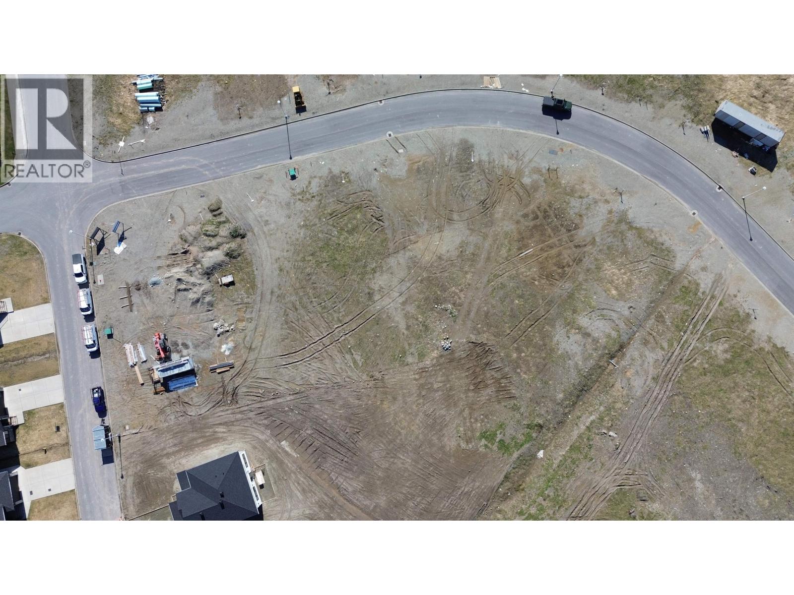 224 Wakita Street, Kitimat, British Columbia  V8C 0B7 - Photo 2 - R3113746