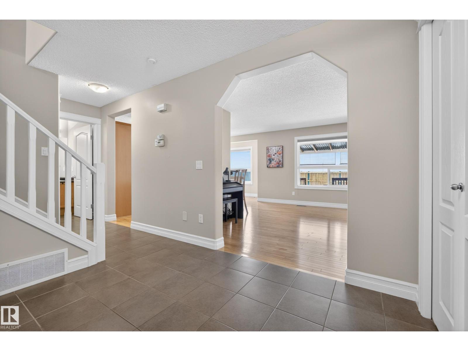 2012 126 St Sw, Edmonton, Alberta  T6W 0A5 - Photo 4 - E4483464