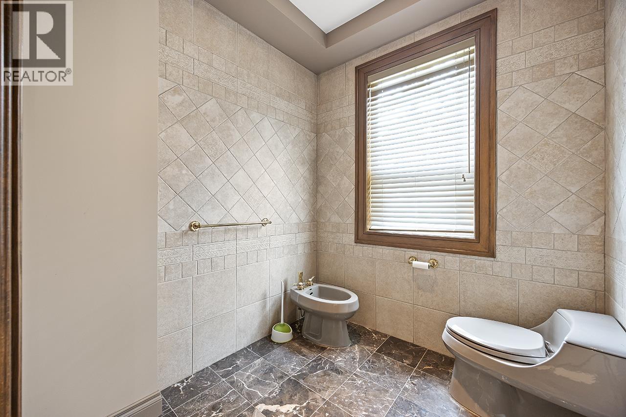 3582 Edgemont Boulevard, North Vancouver, British Columbia  V7R 2P7 - Photo 13 - R3103994