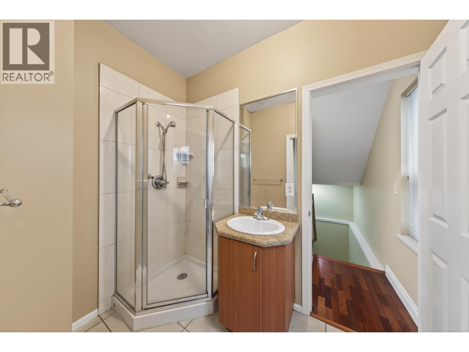 3076 E 27th Avenue, Vancouver, British Columbia  V5R 1P2 - Photo 12 - R3114280