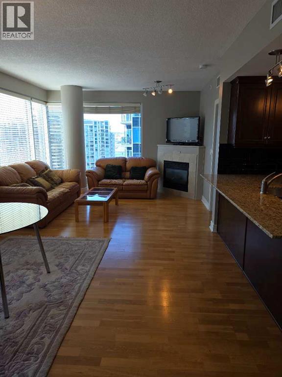 2208, 910 5 Avenue Sw, Calgary, Alberta  T2P 0C3 - Photo 5 - A2303361