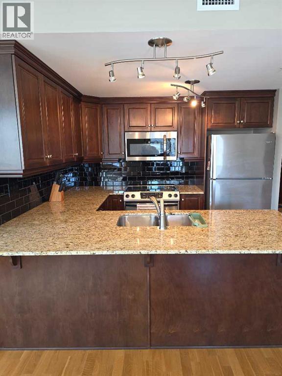 2208, 910 5 Avenue Sw, Calgary, Alberta  T2P 0C3 - Photo 8 - A2303361