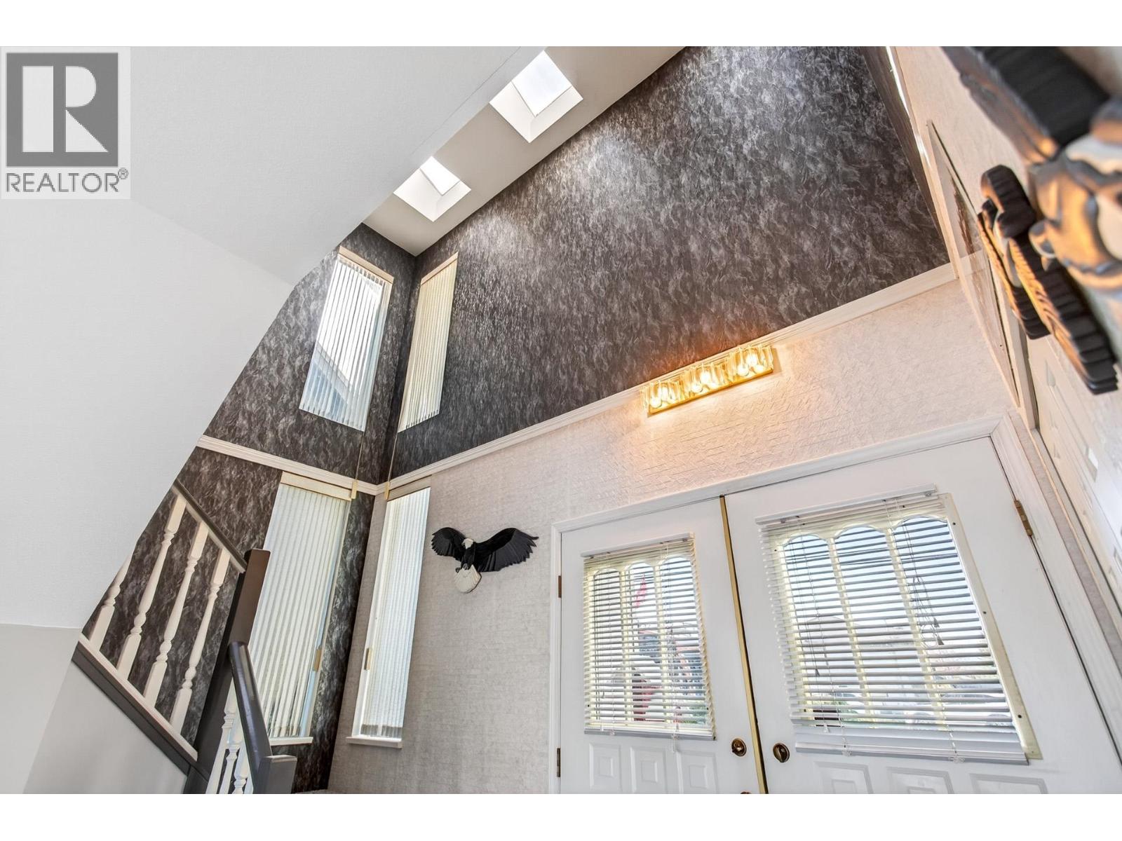 20346 Wharf Street, Maple Ridge, British Columbia  V2X 1Z3 - Photo 19 - R3110255