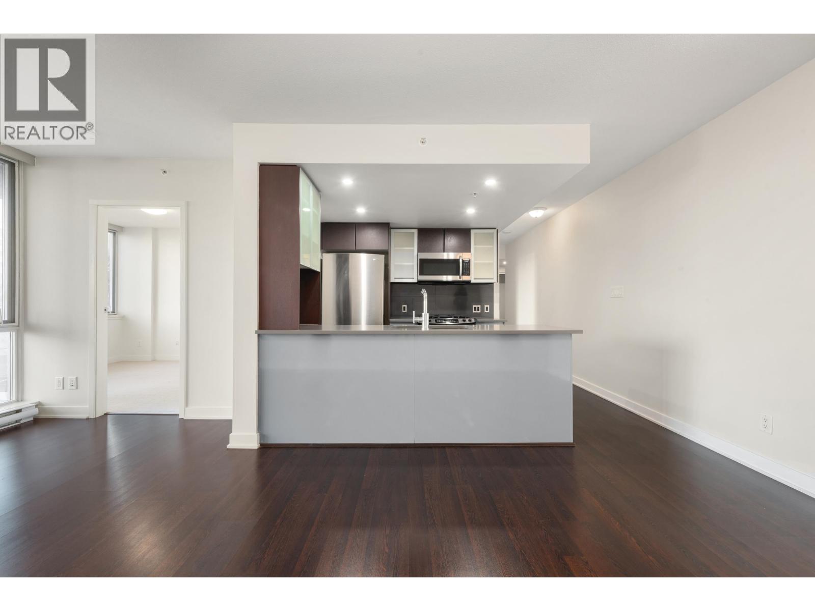 302 7080 No. 3 Road, Richmond, British Columbia  V6Y 0B5 - Photo 5 - R3103669