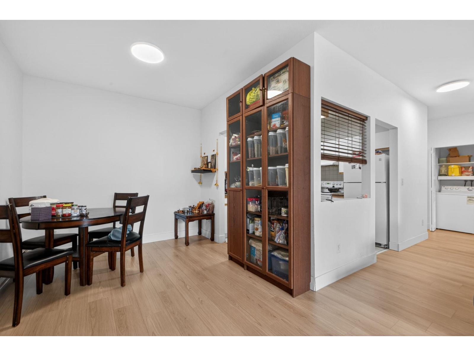 116 13918 72 Avenue, Surrey, British Columbia  V3W 0T4 - Photo 8 - R3113610