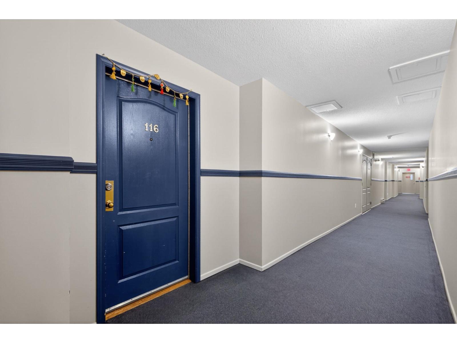 116 13918 72 Avenue, Surrey, British Columbia  V3W 0T4 - Photo 4 - R3113610