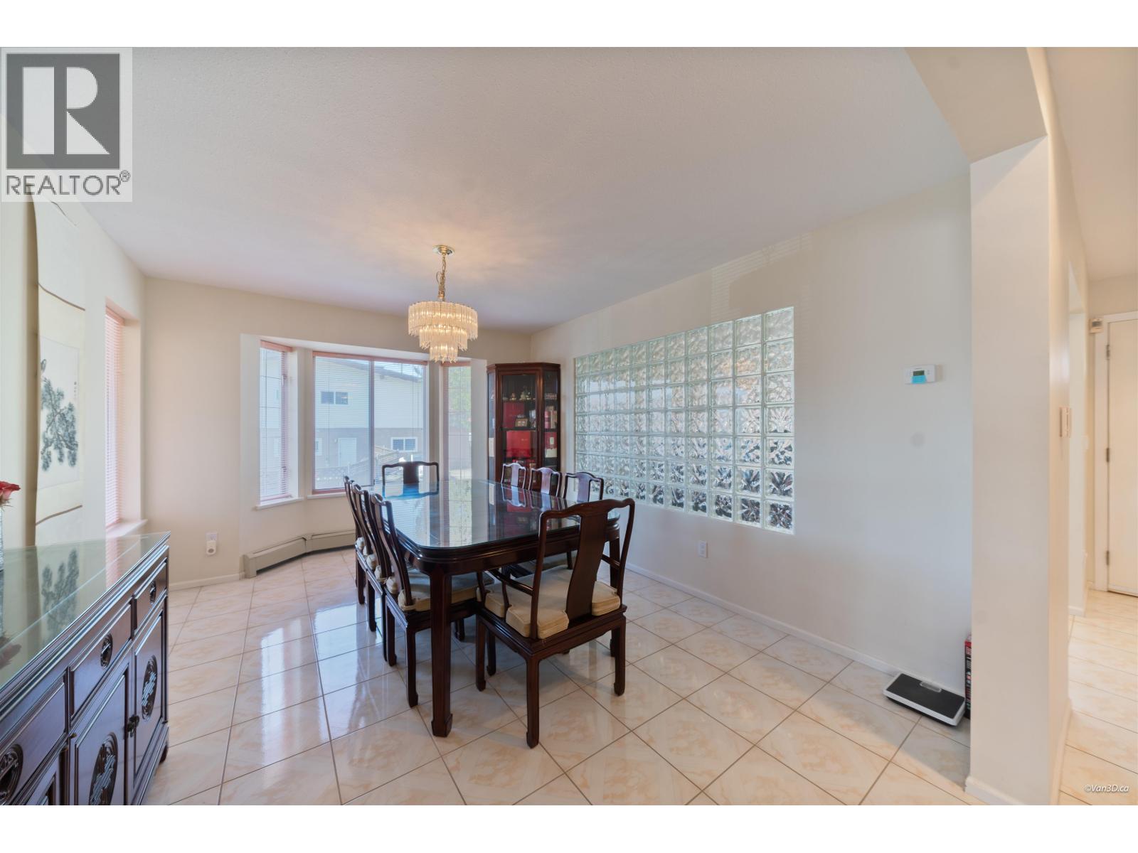 6758 Kitchener Street, Burnaby, British Columbia  V5B 2J9 - Photo 15 - R3113492