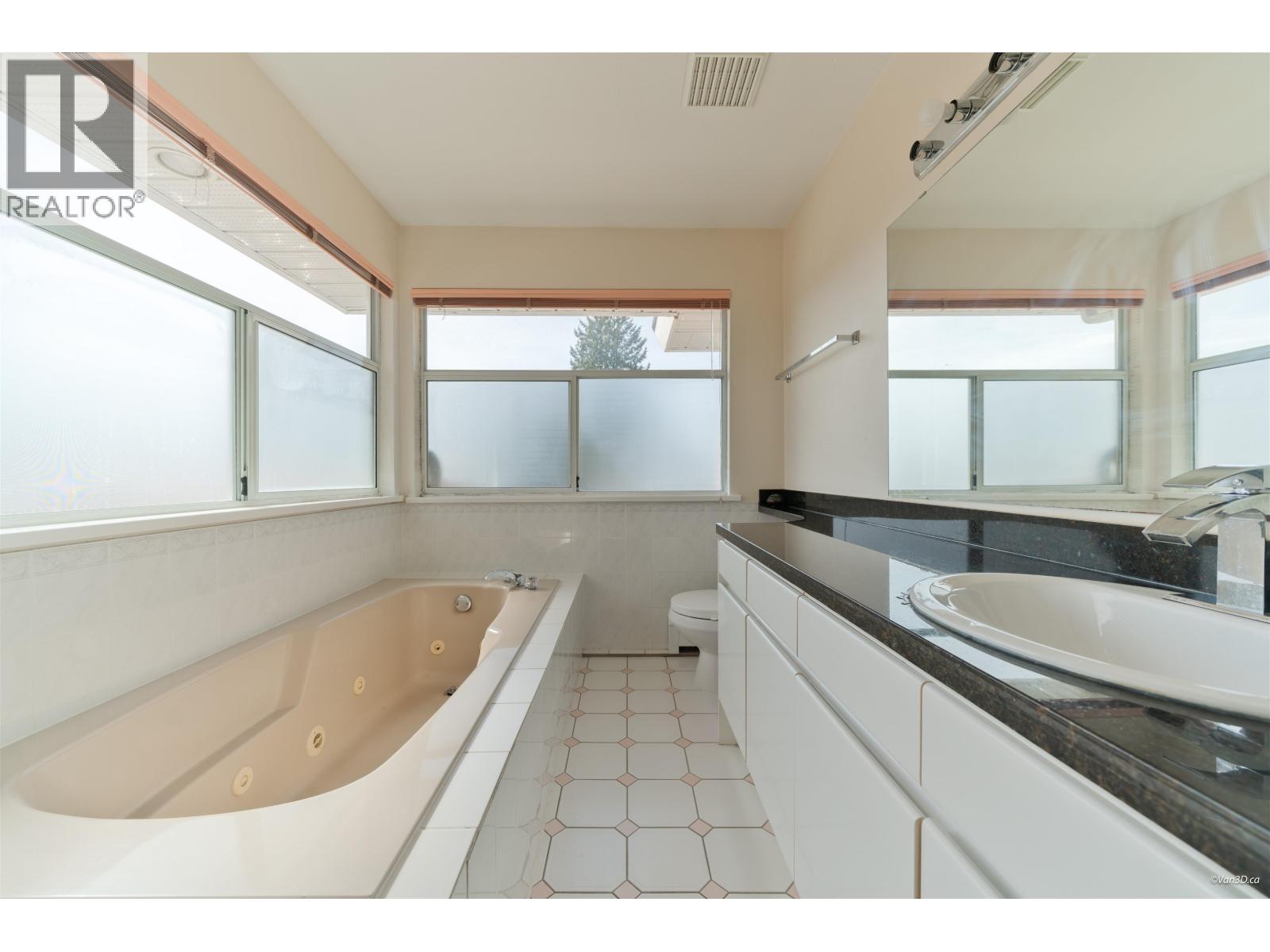 6758 Kitchener Street, Burnaby, British Columbia  V5B 2J9 - Photo 27 - R3113492