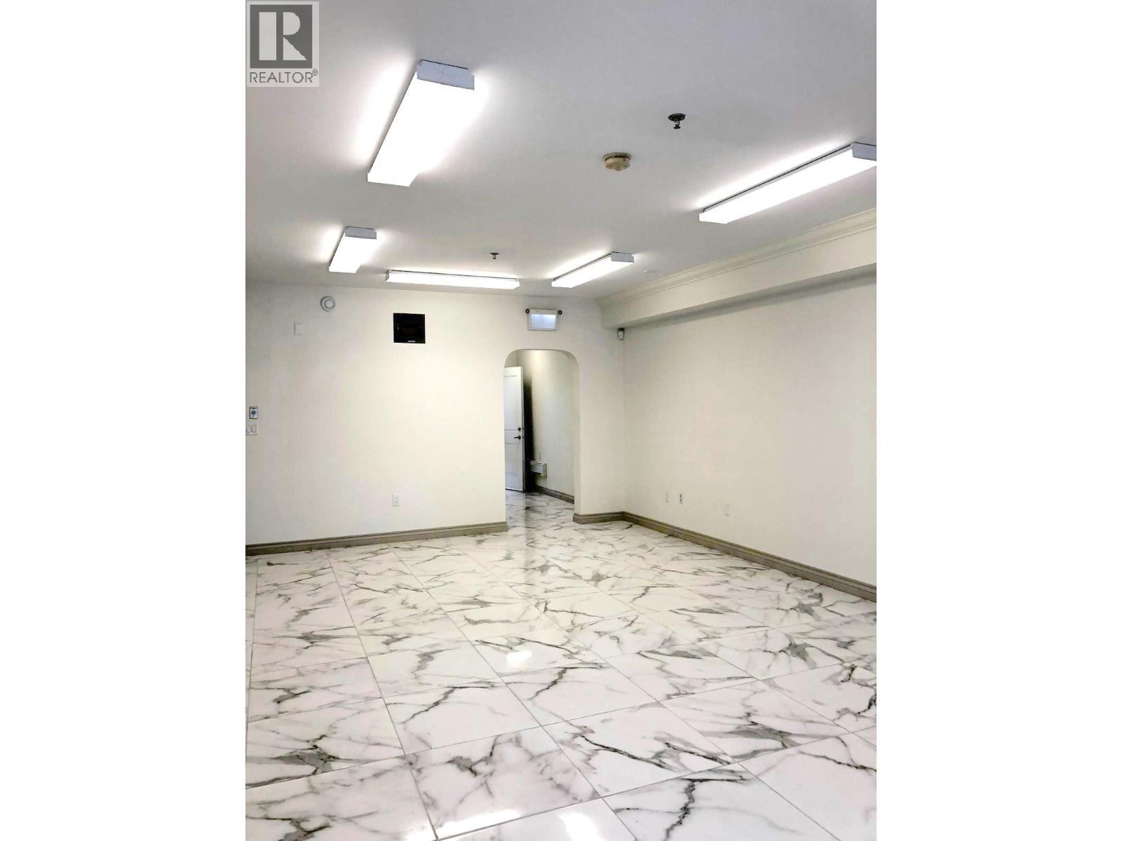 1925 Kingsway, Vancouver, British Columbia  V5N 2T1 - Photo 3 - C8078070