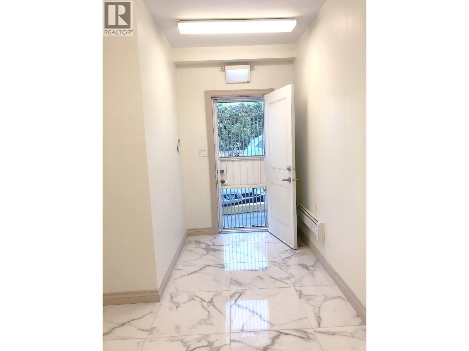 1925 Kingsway, Vancouver, British Columbia  V5N 2T1 - Photo 7 - C8078070