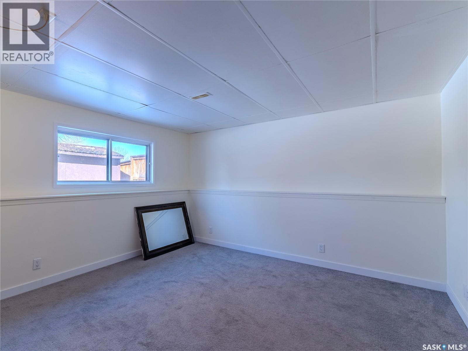 865 Spencer Drive, Prince Albert, Saskatchewan  S6V 7C8 - Photo 18 - SK033517