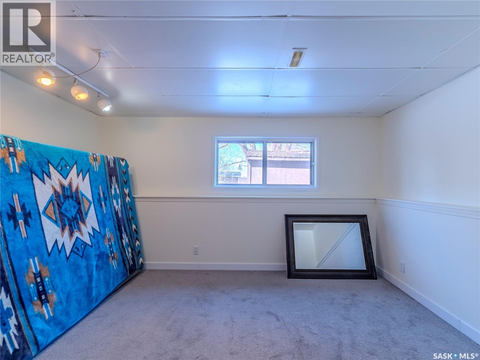 865 Spencer Drive, Prince Albert, Saskatchewan  S6V 7C8 - Photo 19 - SK033517