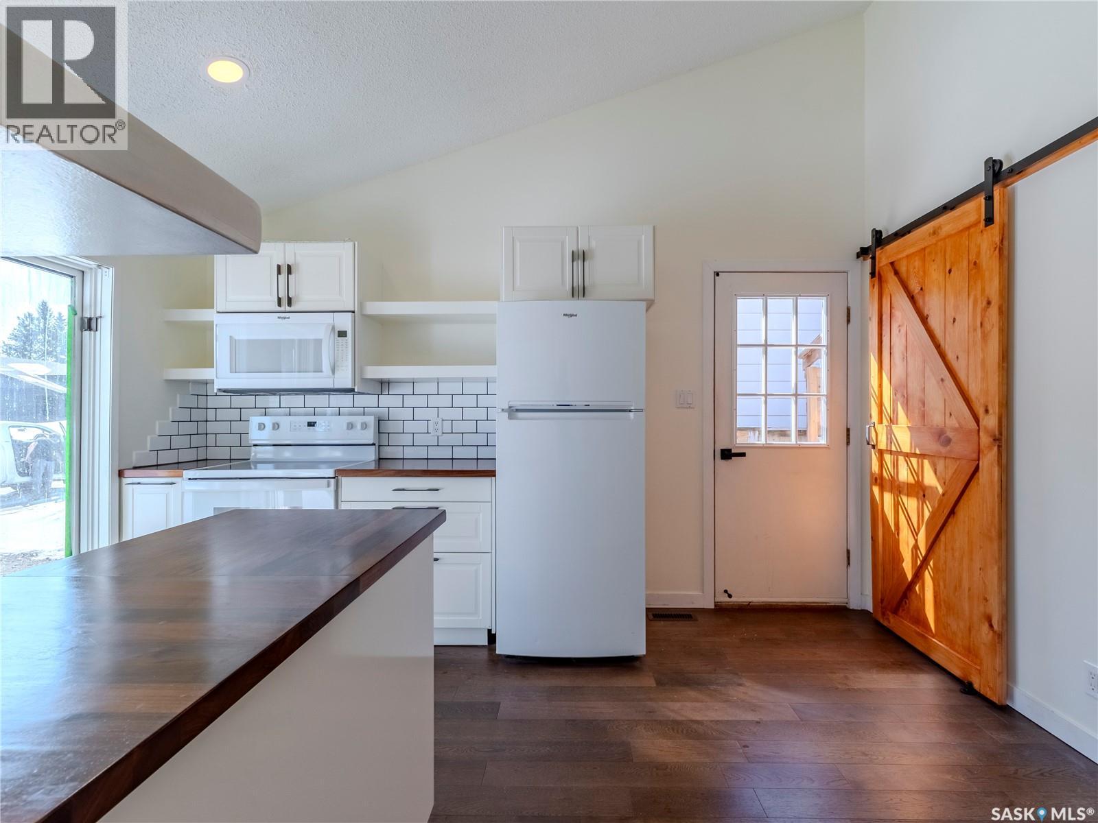 865 Spencer Drive, Prince Albert, Saskatchewan  S6V 7C8 - Photo 8 - SK033517