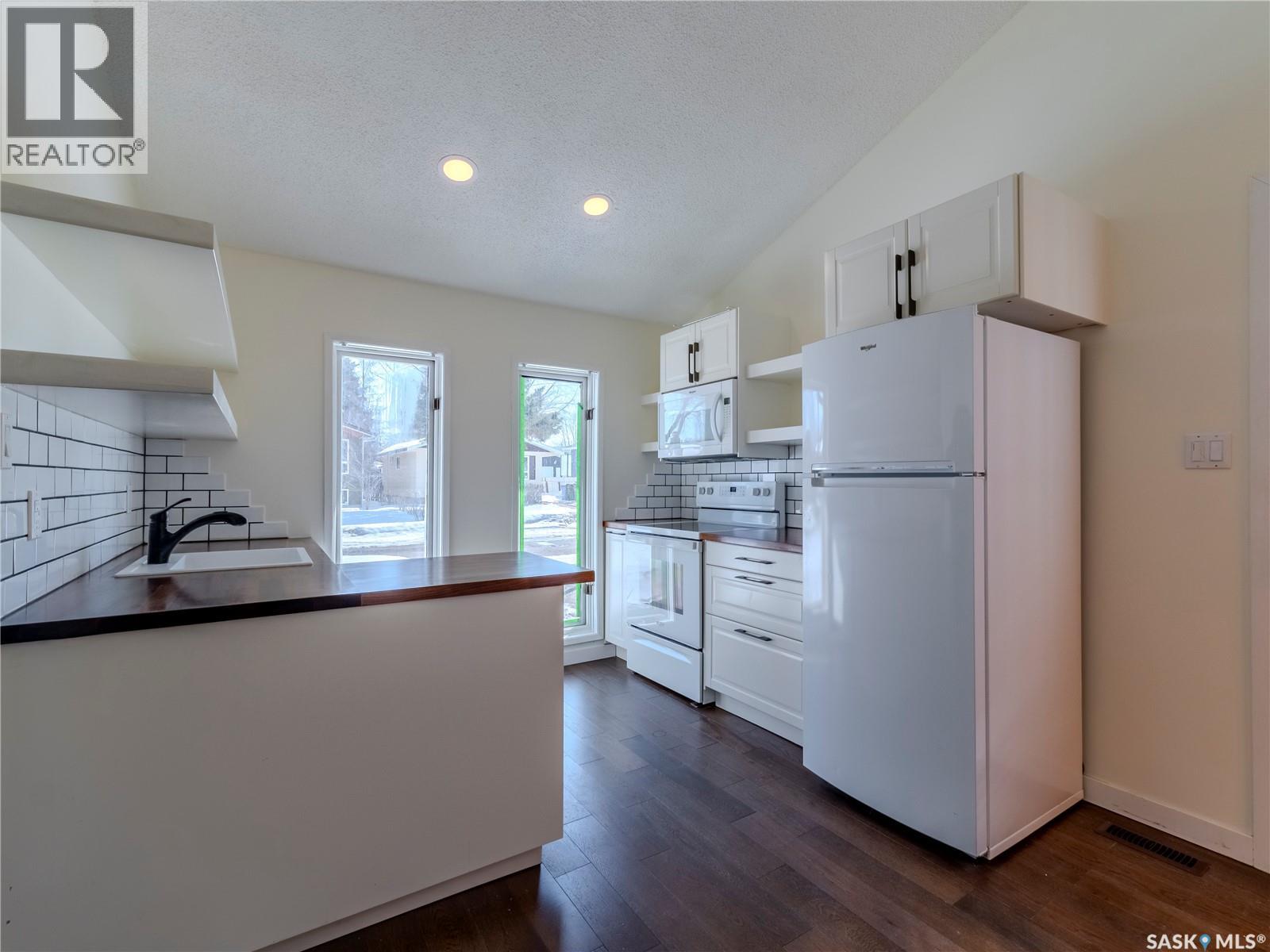 865 Spencer Drive, Prince Albert, Saskatchewan  S6V 7C8 - Photo 9 - SK033517