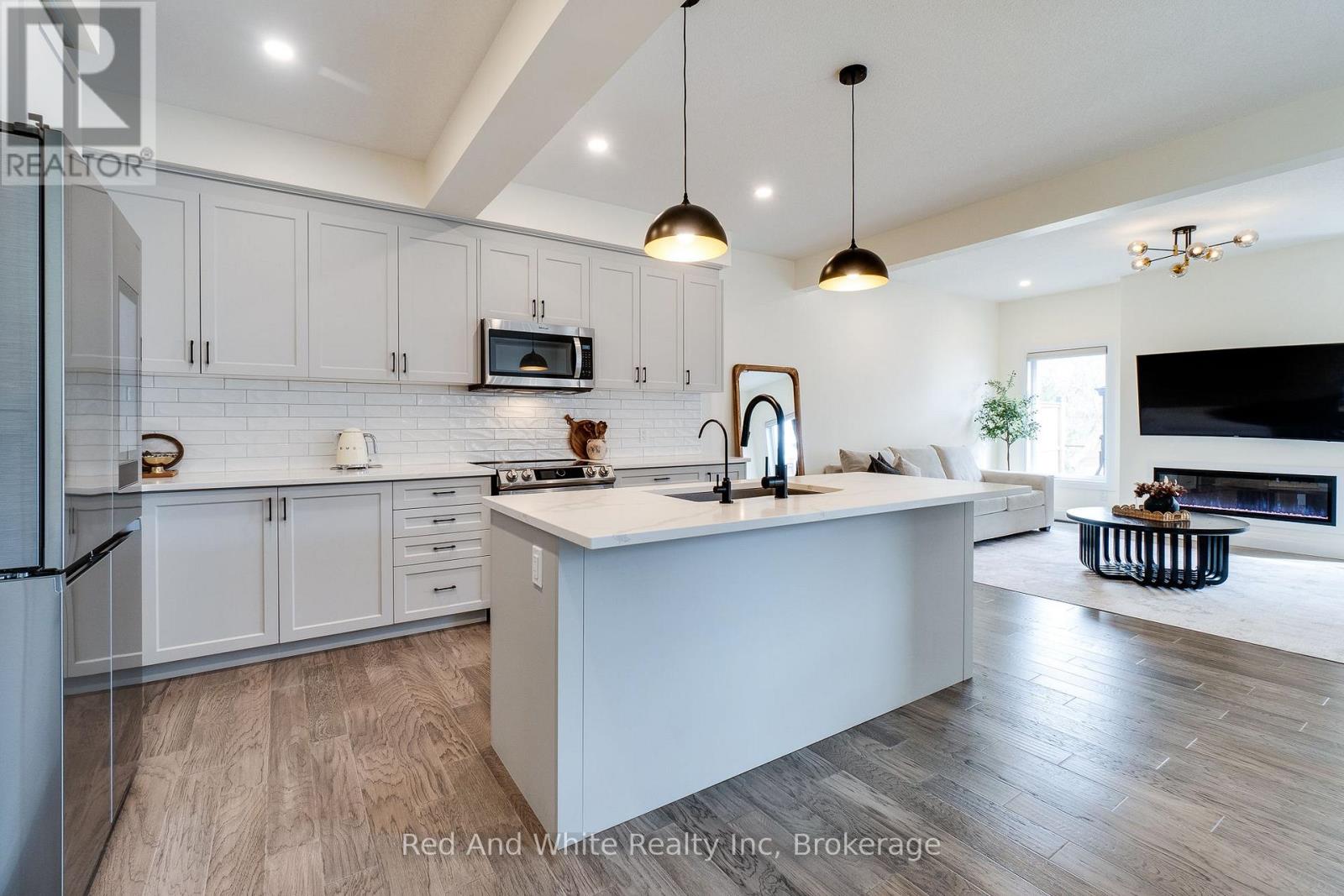 126 Forest Creek Drive, Kitchener, Ontario  N2R 0M1 - Photo 17 - X13028440