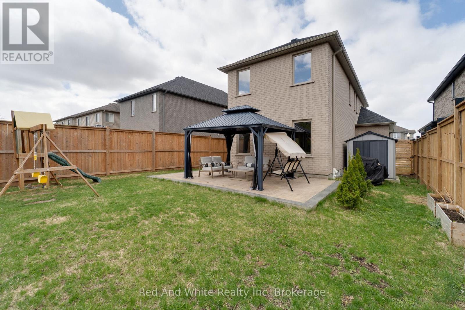 126 Forest Creek Drive, Kitchener, Ontario  N2R 0M1 - Photo 41 - X13028440