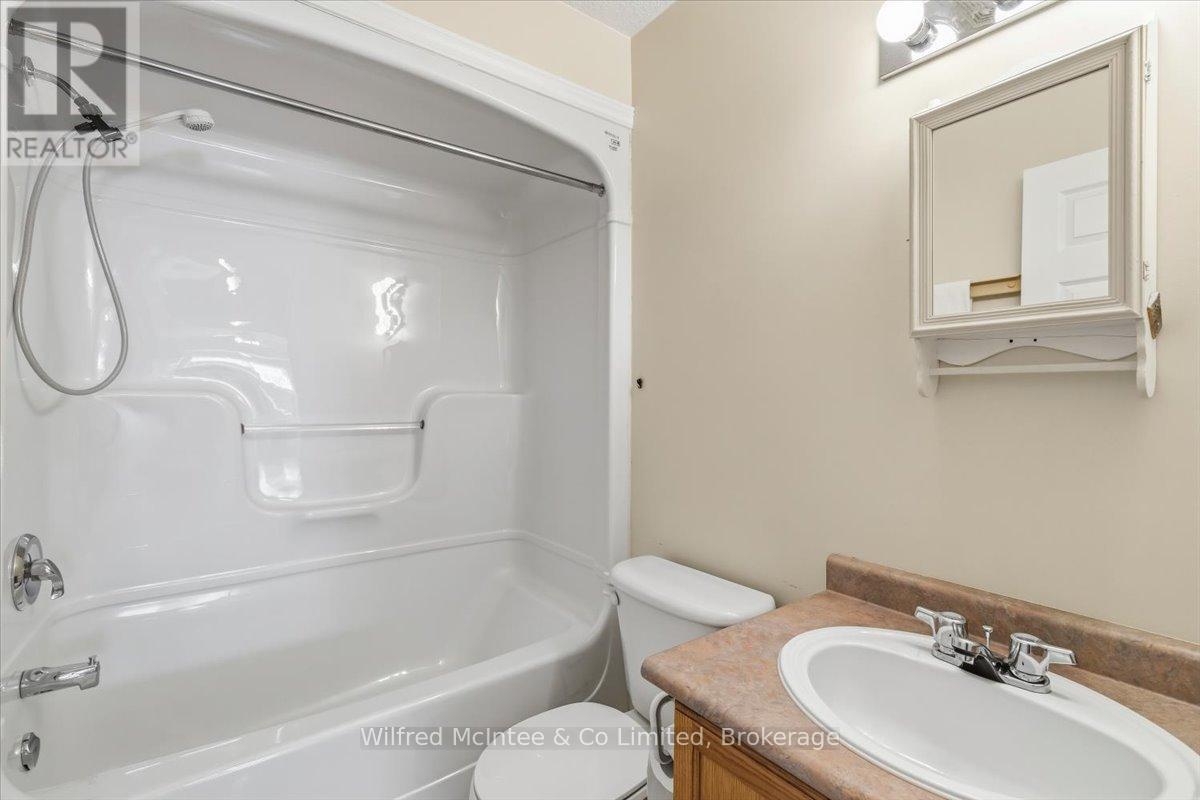 59 Chesley Street, Saugeen Shores, Ontario  N0H 2L0 - Photo 17 - X13028450