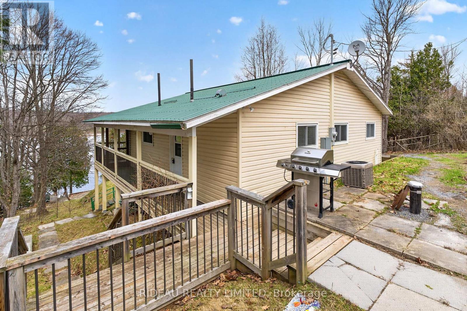 136 Scott Lane, Rideau Lakes, Ontario  K0G 1V0 - Photo 9 - X12931622