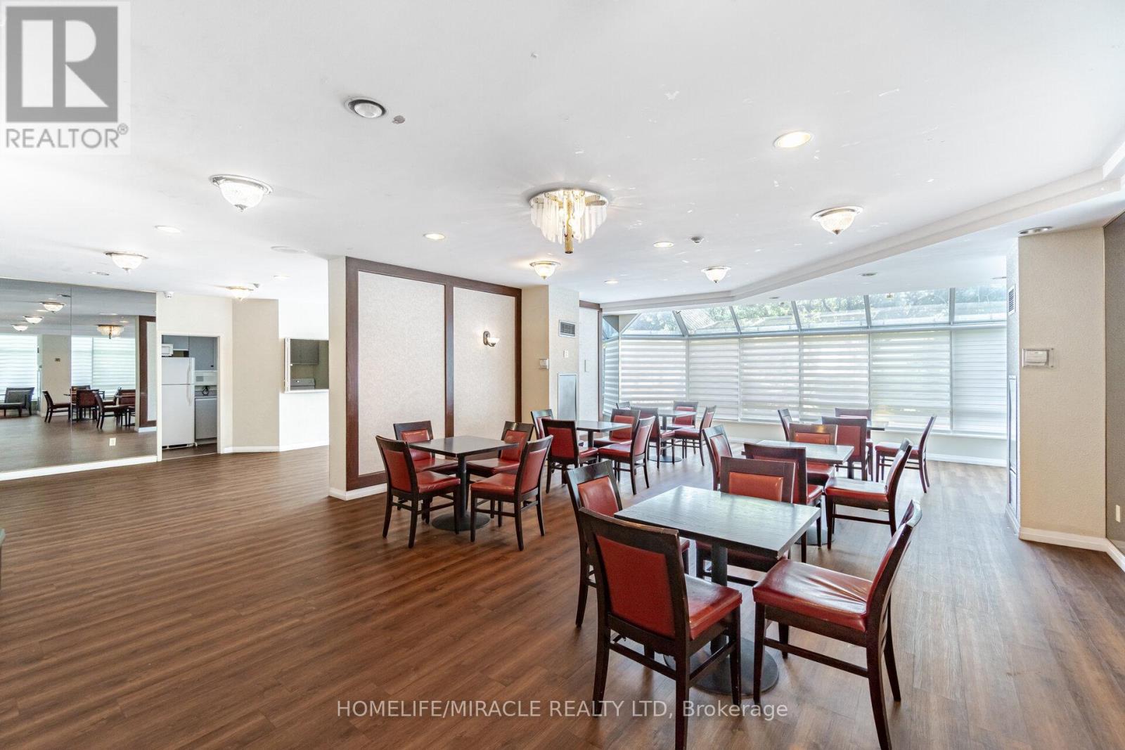 401 - 26 Hanover Road, Brampton, Ontario  L6S 4T2 - Photo 35 - W13026444