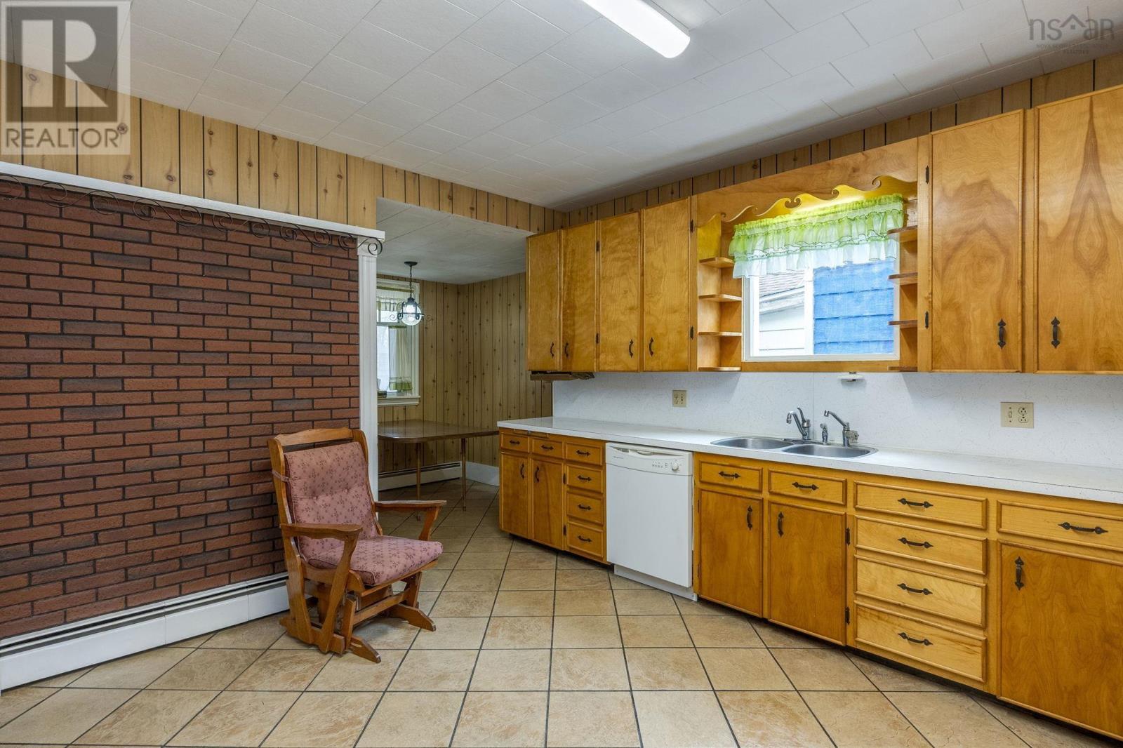 60 Commercial Street, Middleton, Nova Scotia  B0S 1P0 - Photo 15 - 202608179